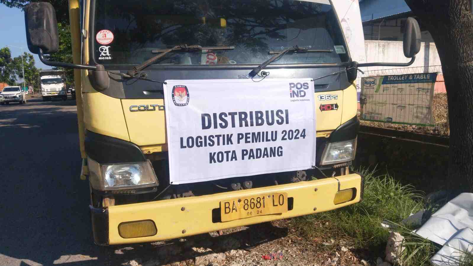 KPU Padang: Pendistribusian Logistik Tuntas Paling Lambat Selasa Sore