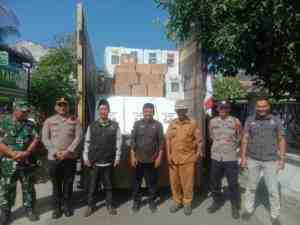 Muspika Meuraxa Kawal Pendistribusian Logistik Pemilu 2024