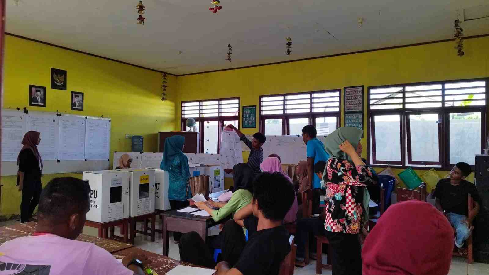 Sore Ini, TPS 001 Desa Juanga Baru Kelar Pungut Hitung