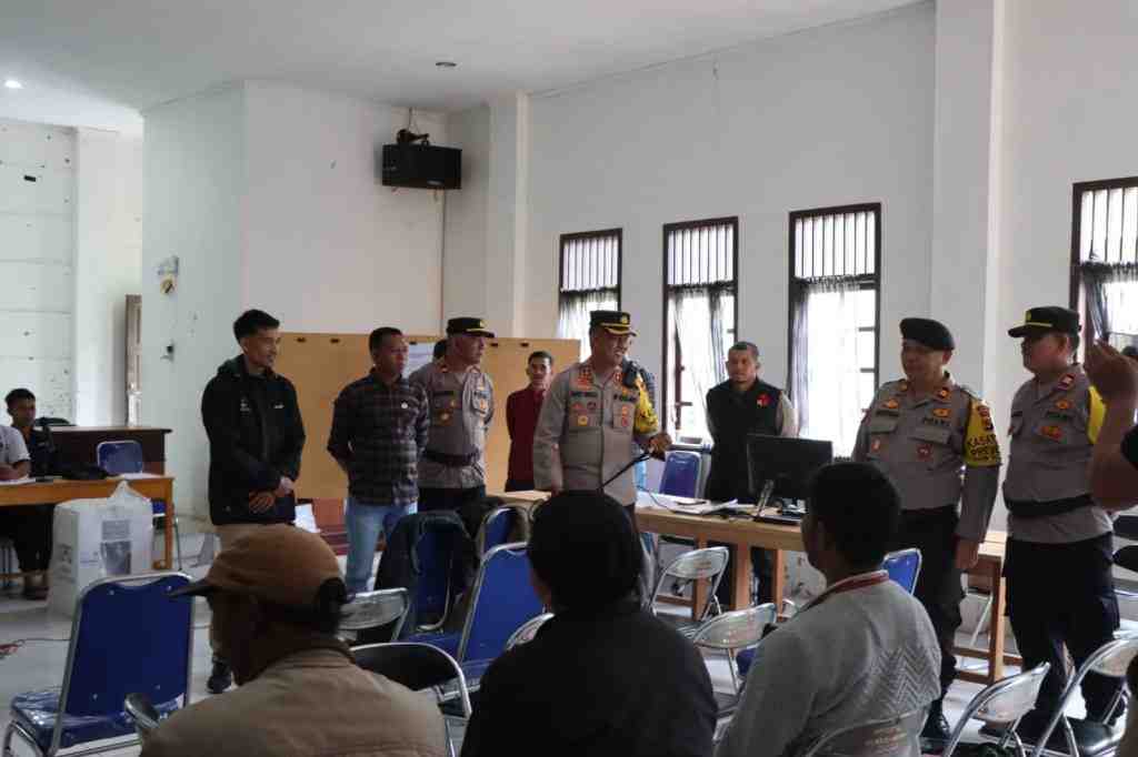 Hari Ketiga Pleno Rekapitulasi, Kapolres Monitoring Gudang Logistik PPK Kecamatan Bintang