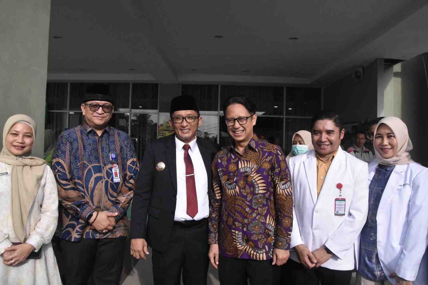 Menkes Sambangi RSUD Rasidin Padang, Perluas Layanan KJSU dan KIA