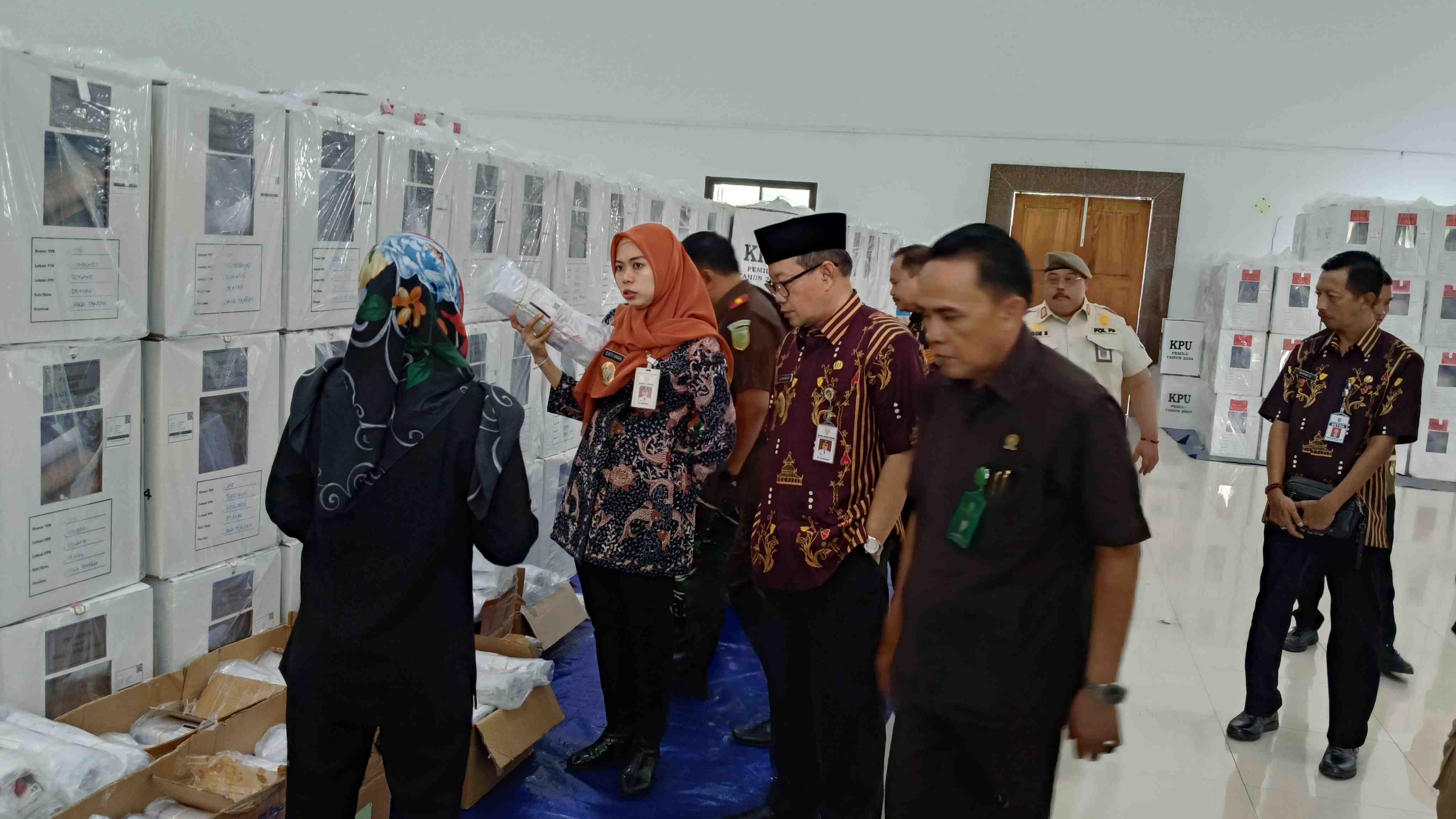Bupati Demak Memastikan Logistik Pemilu 2024 Aman dari Ancaman Bencana Alam