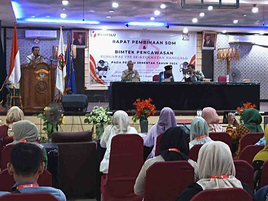 186 Pengawas TPS di Kecamatan Nanggalo Dapatkan Bimtek Peningkatan SDM