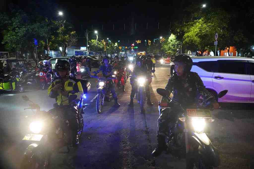 Kampanye Terakhir, Personel Gabungan Patroli Skala Besar