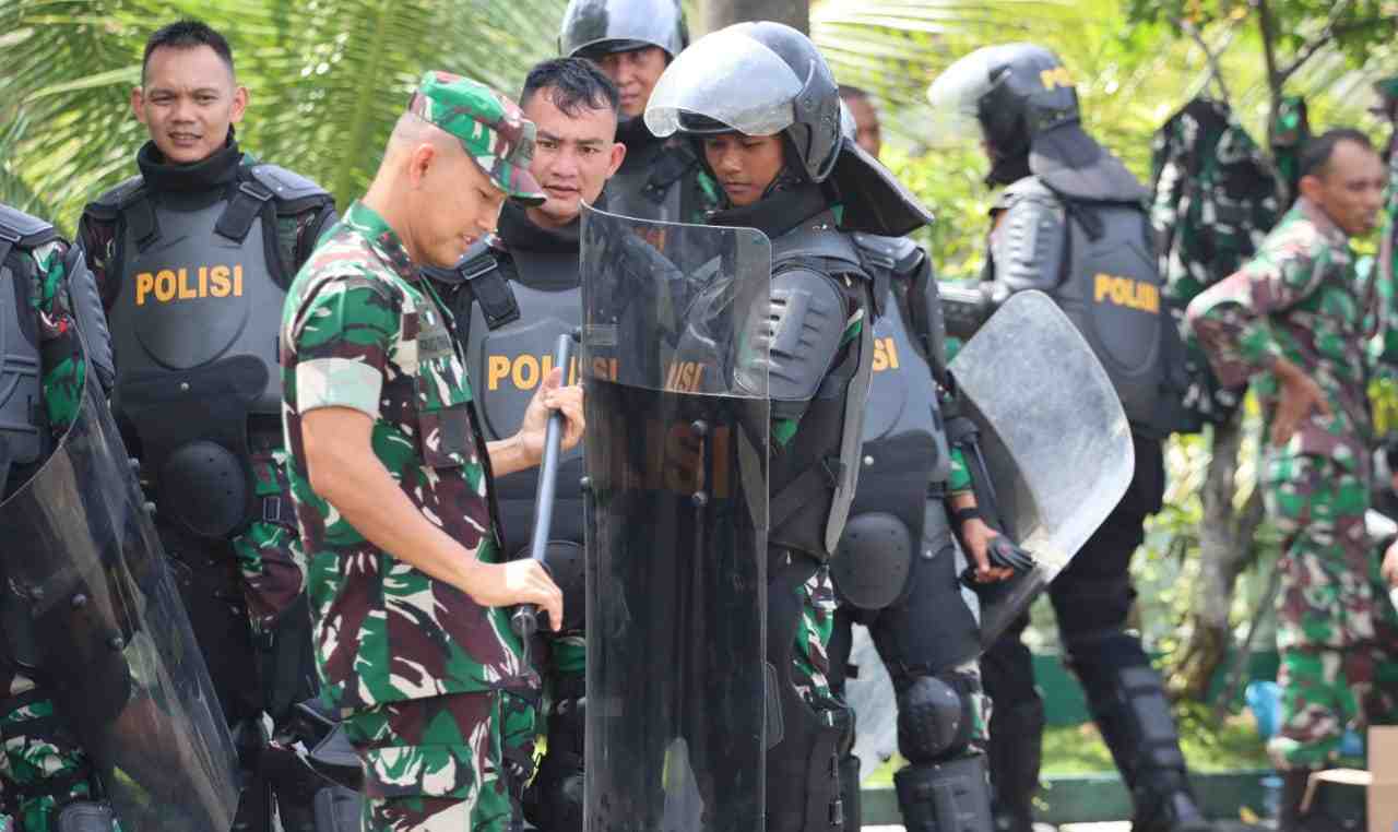 Latihan Gabungan TNI/Polri Jelang Pemilu 2024