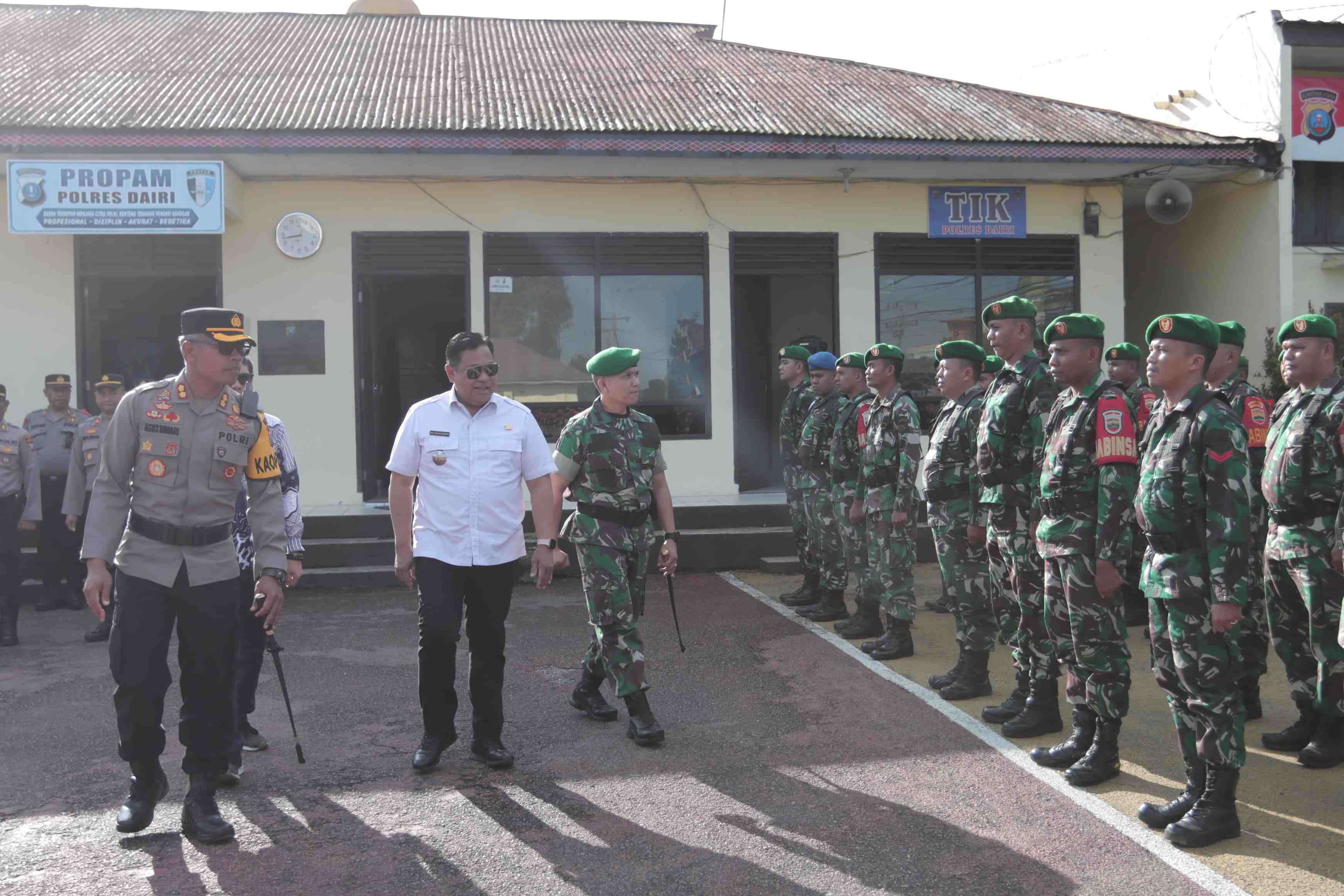 Jelang Pemilu 2024, Bupati Eddy Berutu Ikuti Apel Pergeseran Pasukan Pengamanan