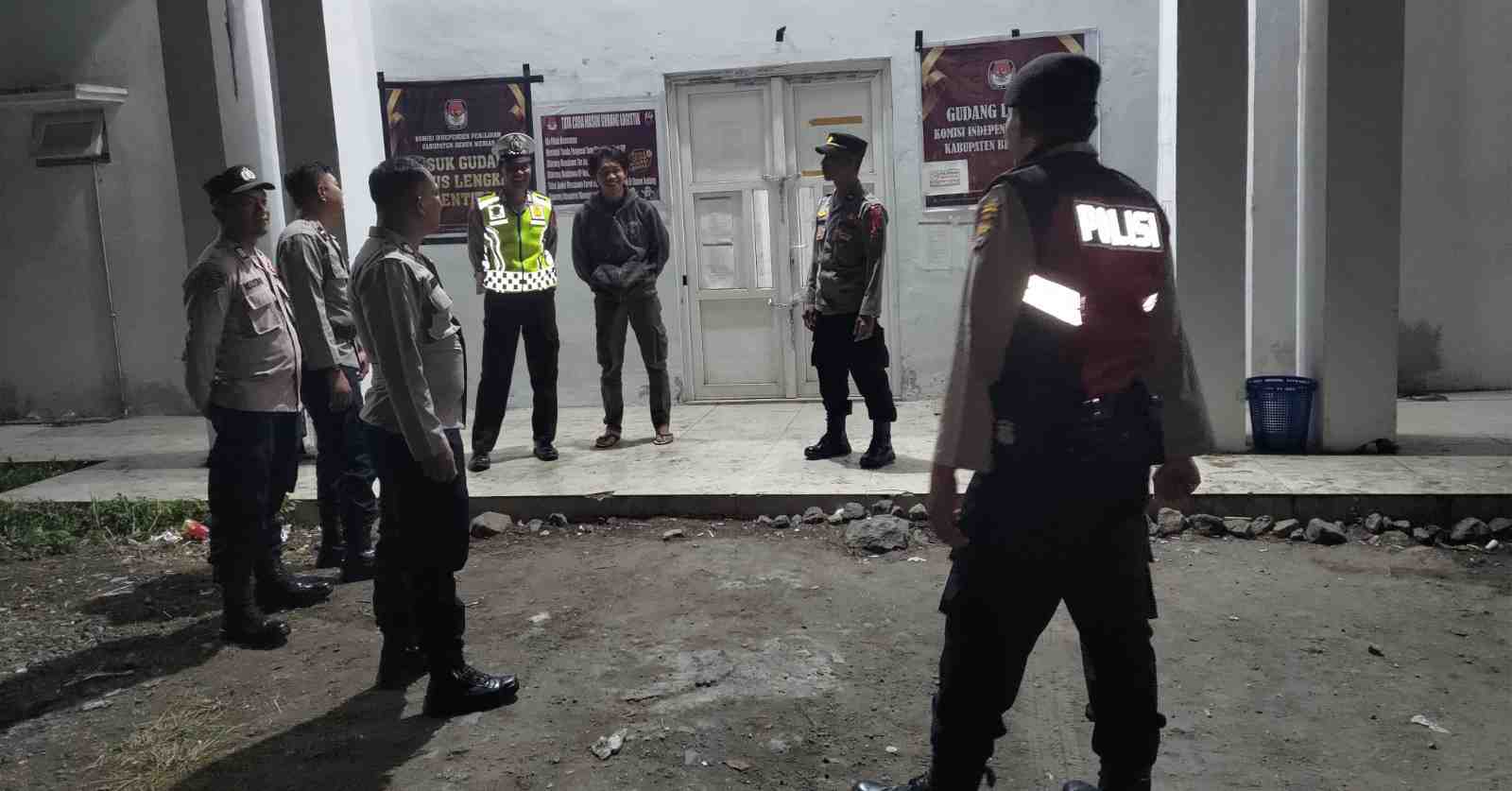 Personel Polres Bener Meriah Patroli Malam Antisipasi Gangguan Kamtibmas