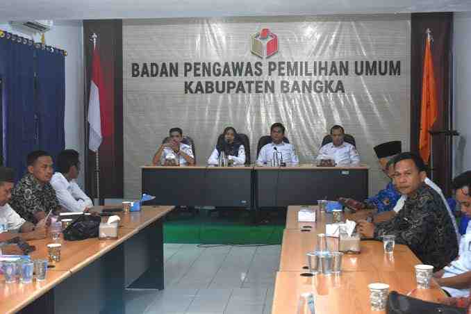 Personel Bawaslu Terbatas, Pj Bupati Bangka Ajak Masyarakat Awasi Pemilu 2024