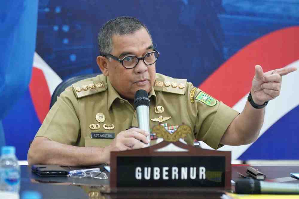 Pemilu 2024, Gubri Coblos di TPS 04 Tenayan Raya