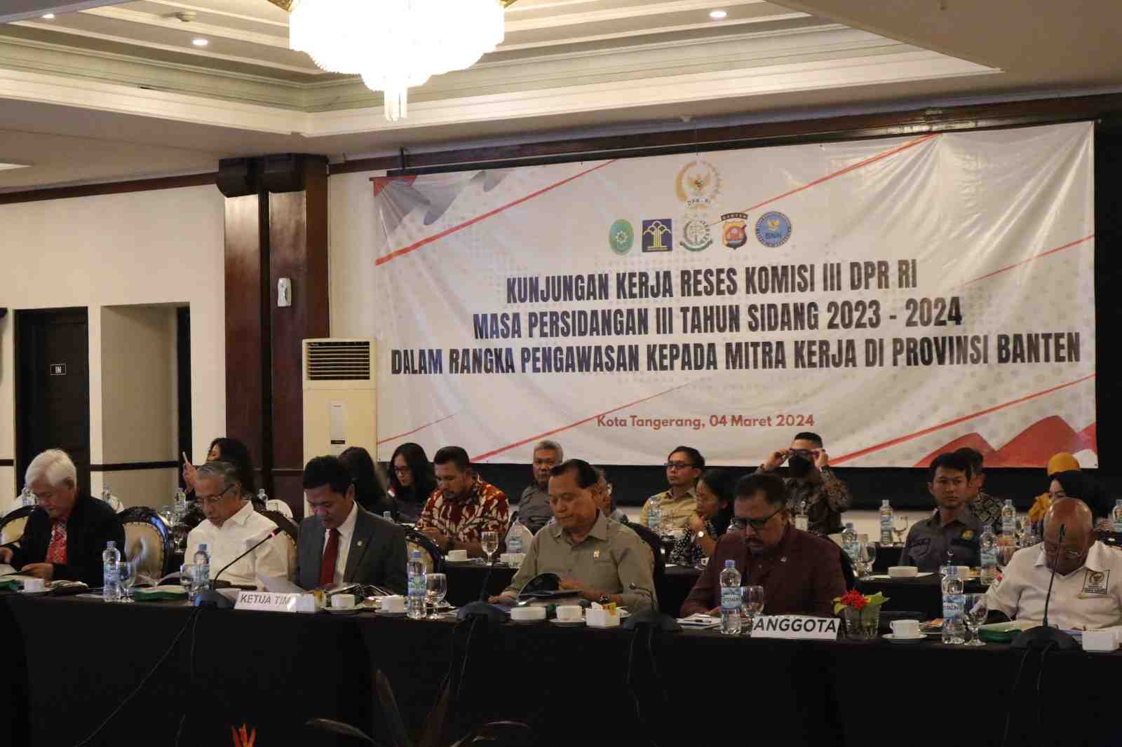 Komisi III DPR RI Awasi Langsung Lembaga Peradilan di Banten