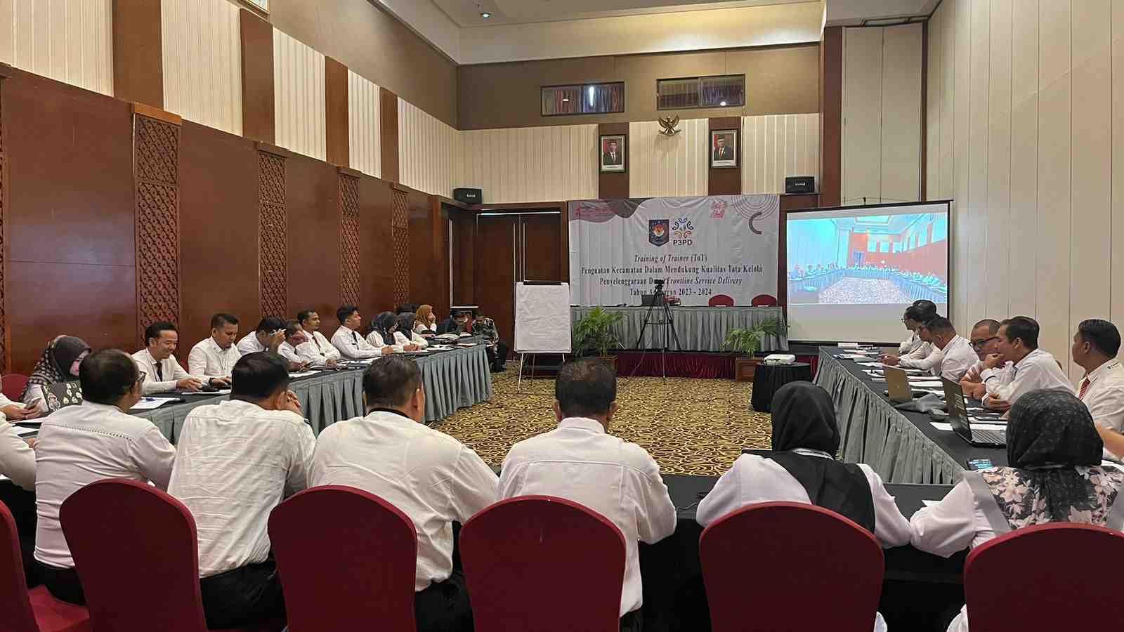 Perkuat Kecamatan,  Ditjen Bina Adwil Gelar ToT  Frontline Service Delivery 
