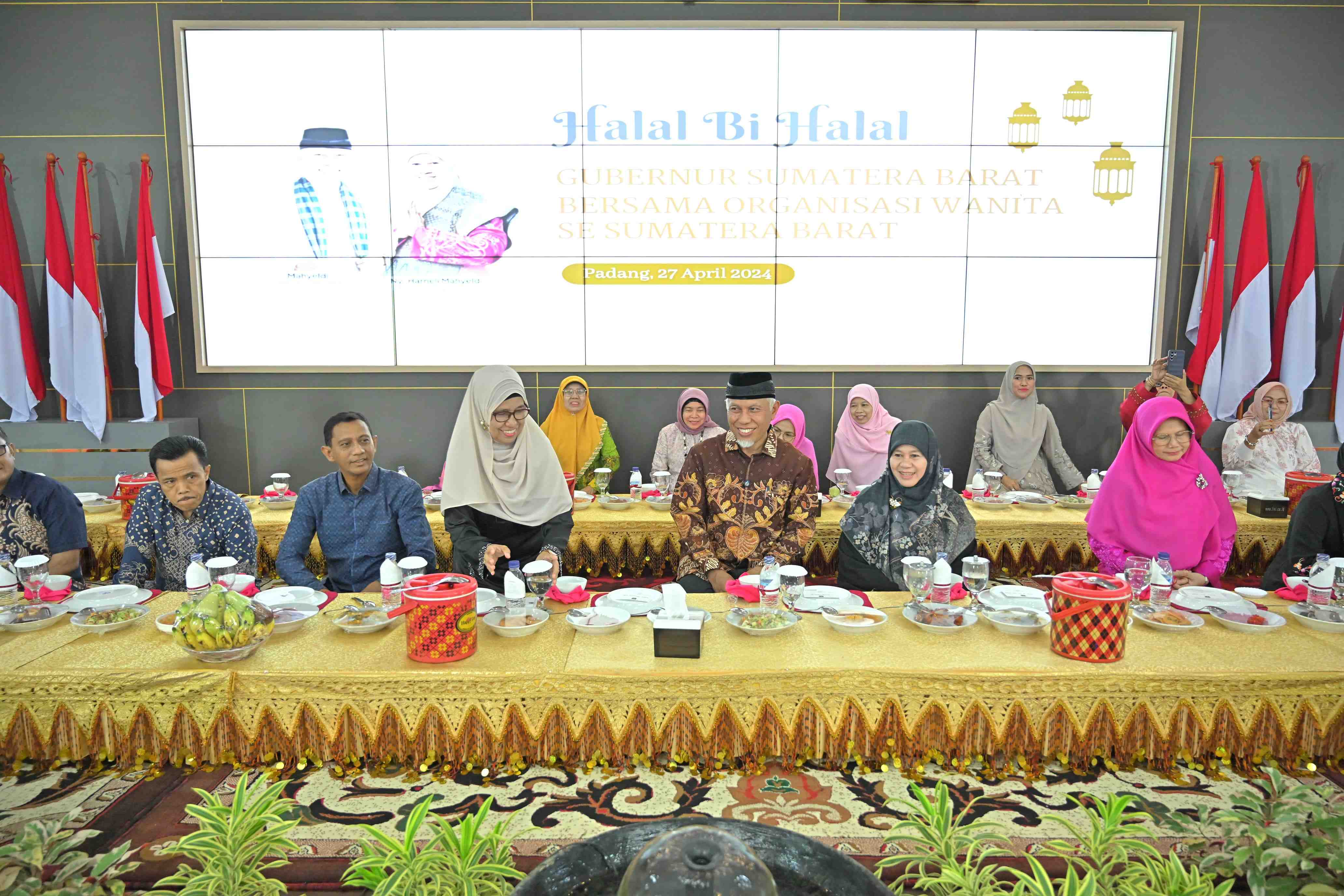 Mahyeldi: Tamatan Sumbar, Harus Masuk Universitas Terbaik Indonesia dan Luar Negeri