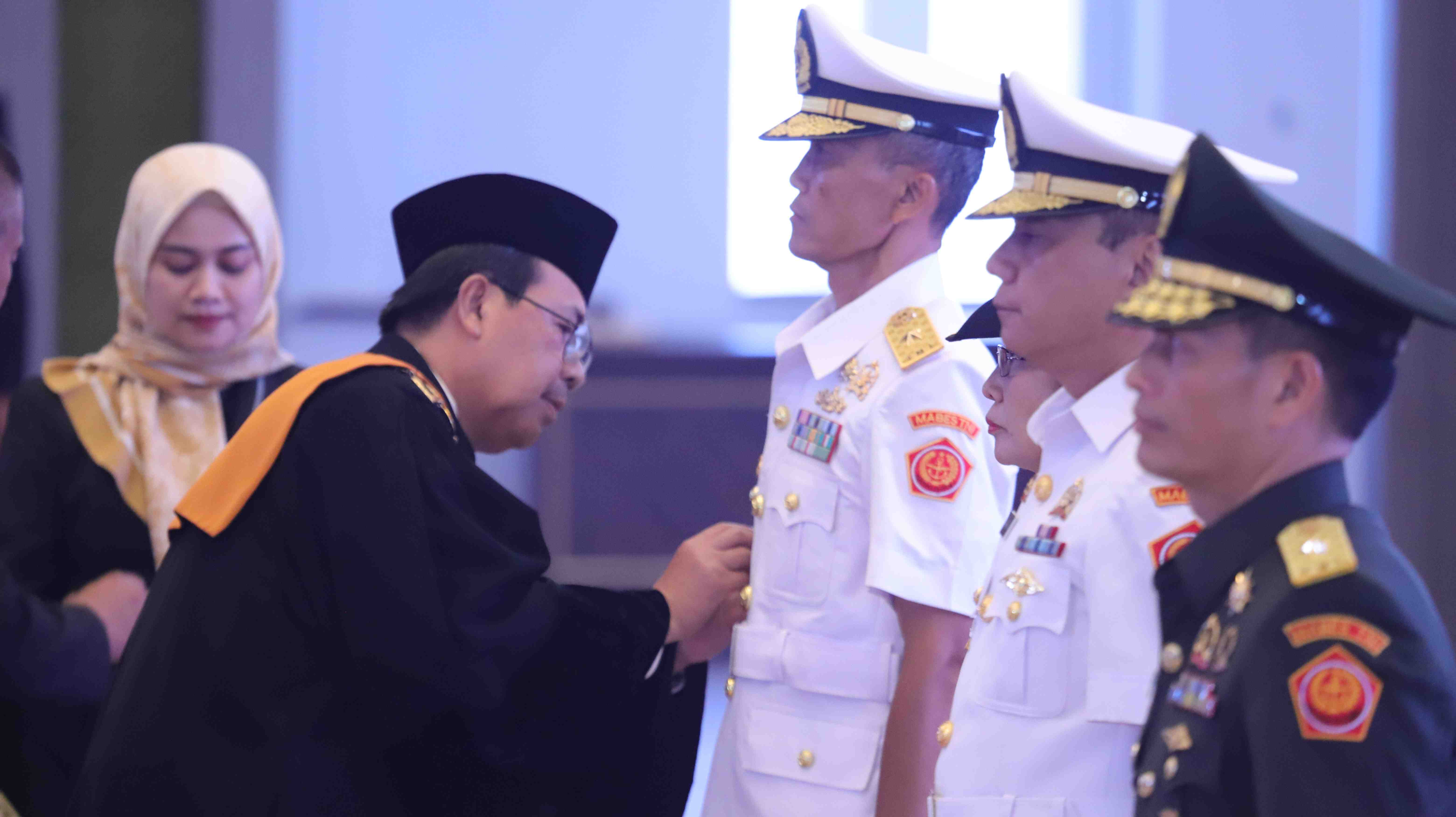 Lantik Kepala Pengadilan Militer Tingkat Banding, KMA Ingatkan Ekspetasi Publik terhadap Pengadilan