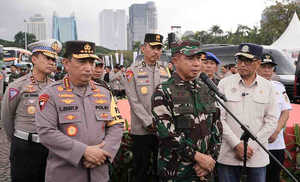 Panglima TNI: Pengamanan Arus Mudik di Stasiun Senen sudah Baik