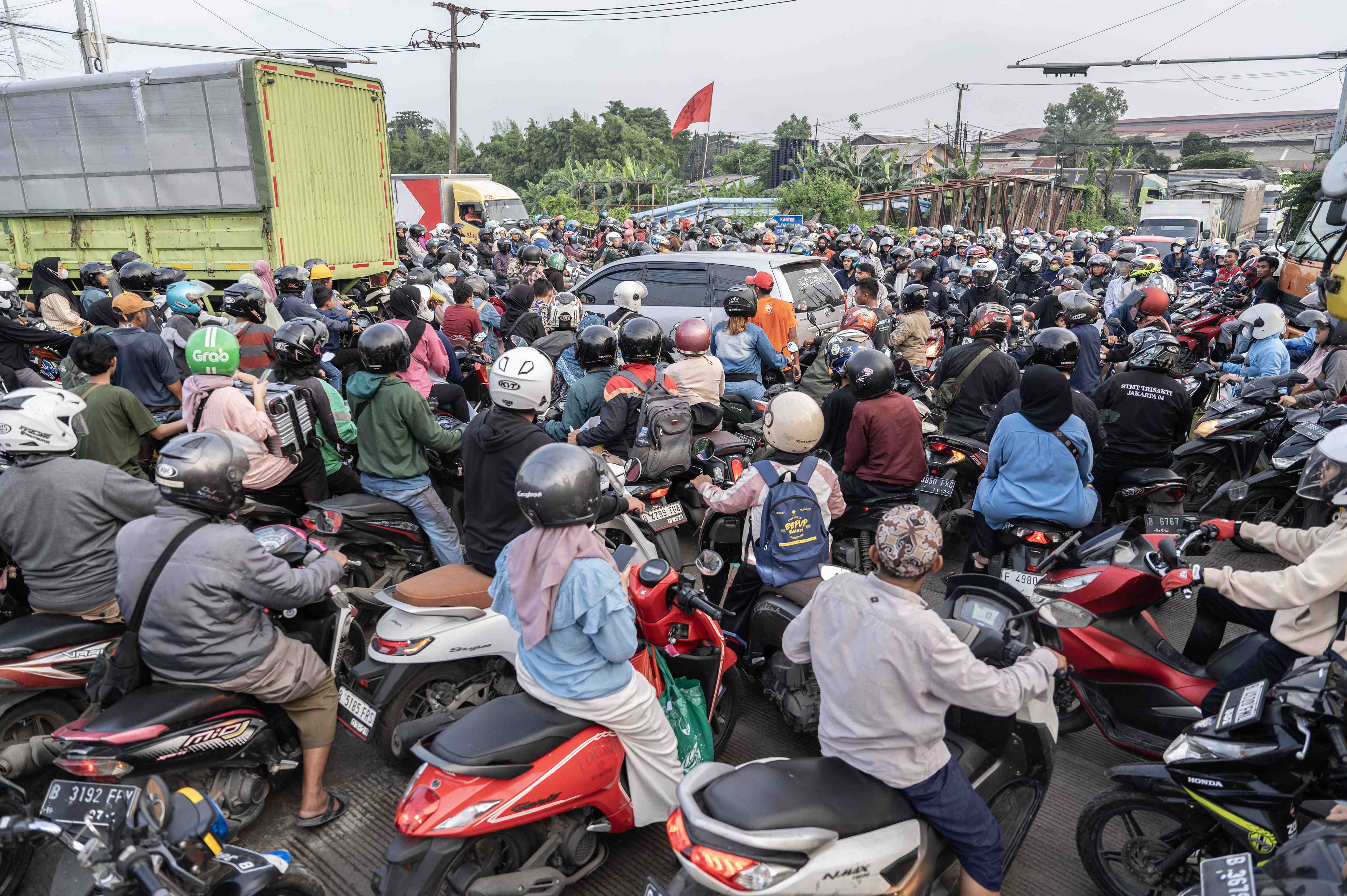 [SIARAN PERS] KLHK Minta Pemda Kendalikan Sampah Mudik
