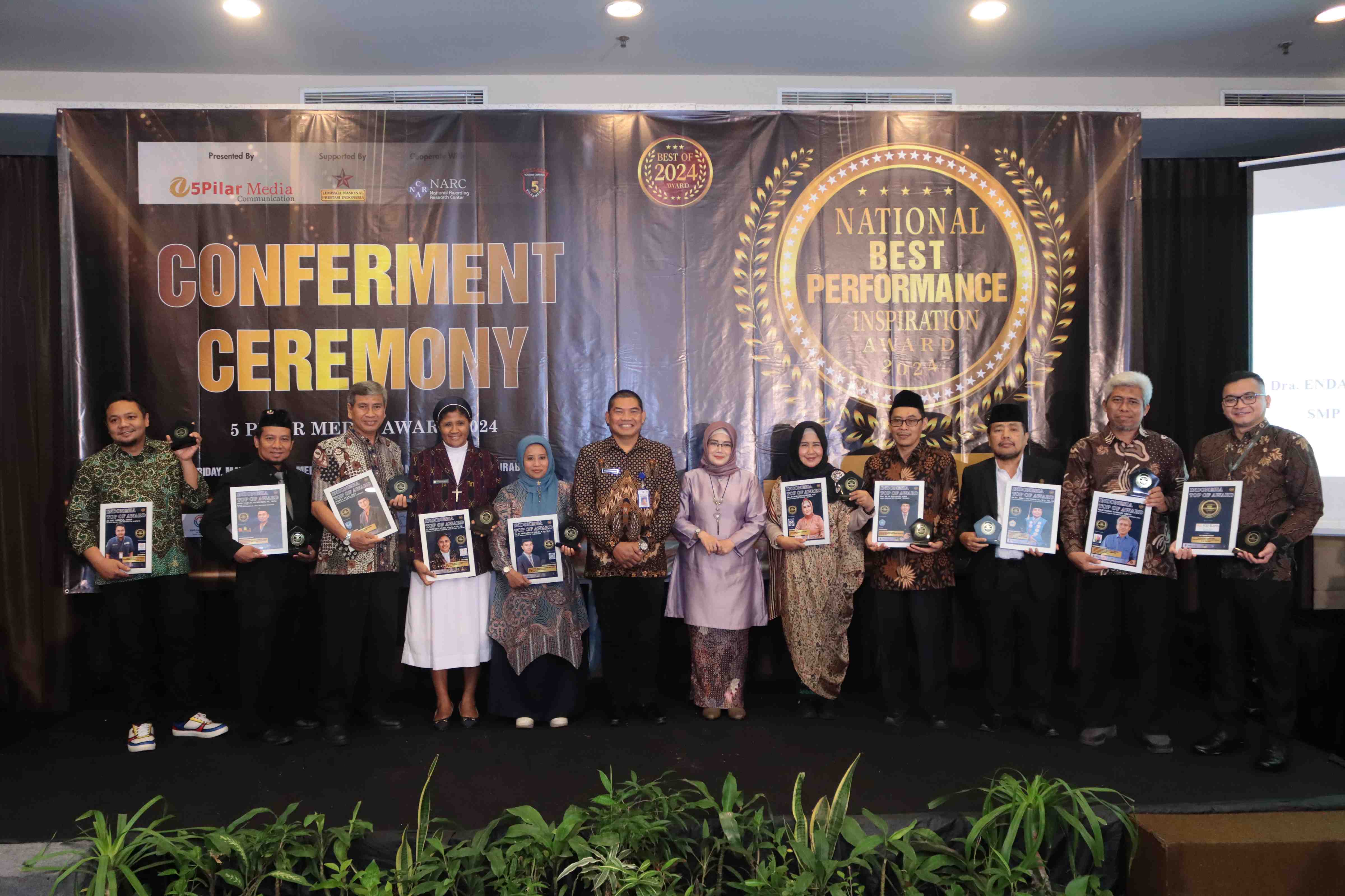 Pemprov Jatim Apresiasi Gelaran Penghargaan Lima Pilar Media Communication