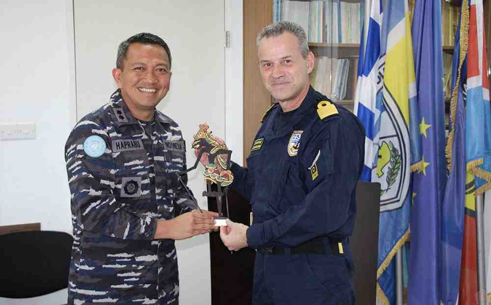 Komandan KRI Diponegoro-365 Laksanaka Courtesy Call ke Cyprus Navy Head Quarter