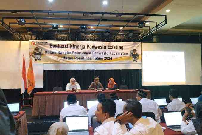 Pilkada Serentak 2024, Bawaslu Blitar Evaluasi Panwas Existing