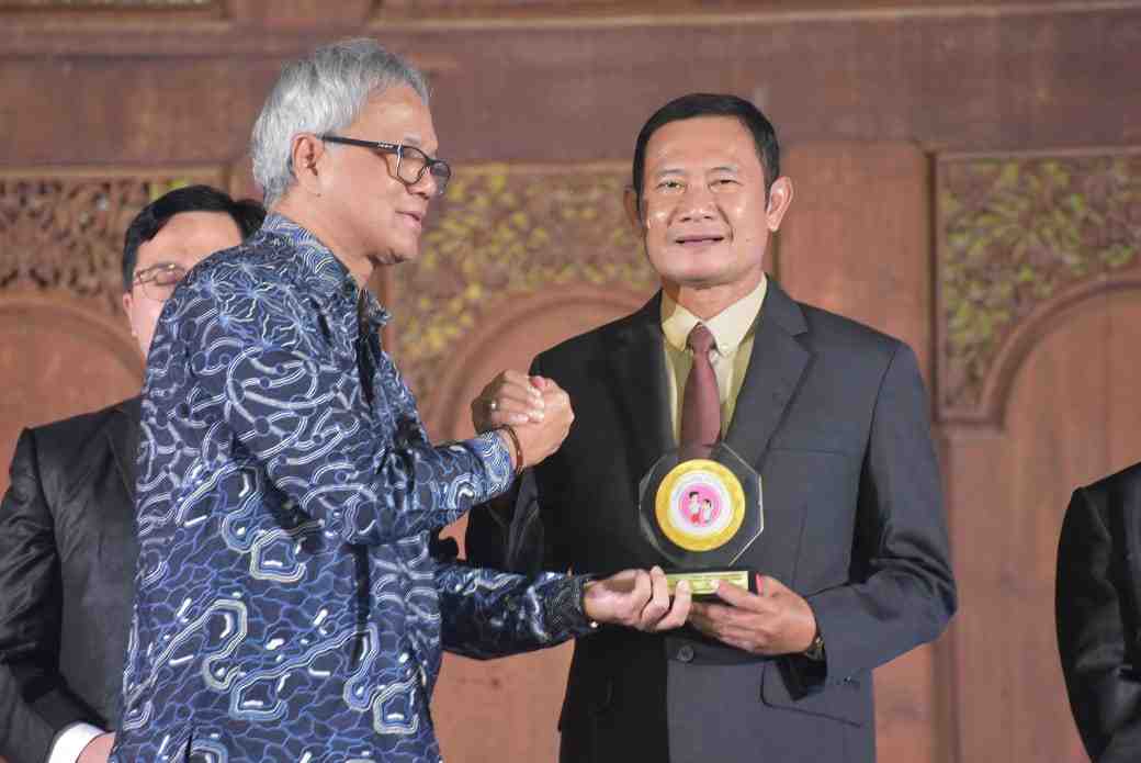 Komitmen Turunkan Stunting, Lamongan Raih Perhargaan dari BKKBN