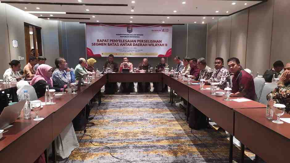 Ditjen Bina Adwil Fasilitasi Negosiasi Batas Daerah di Provinsi NTB