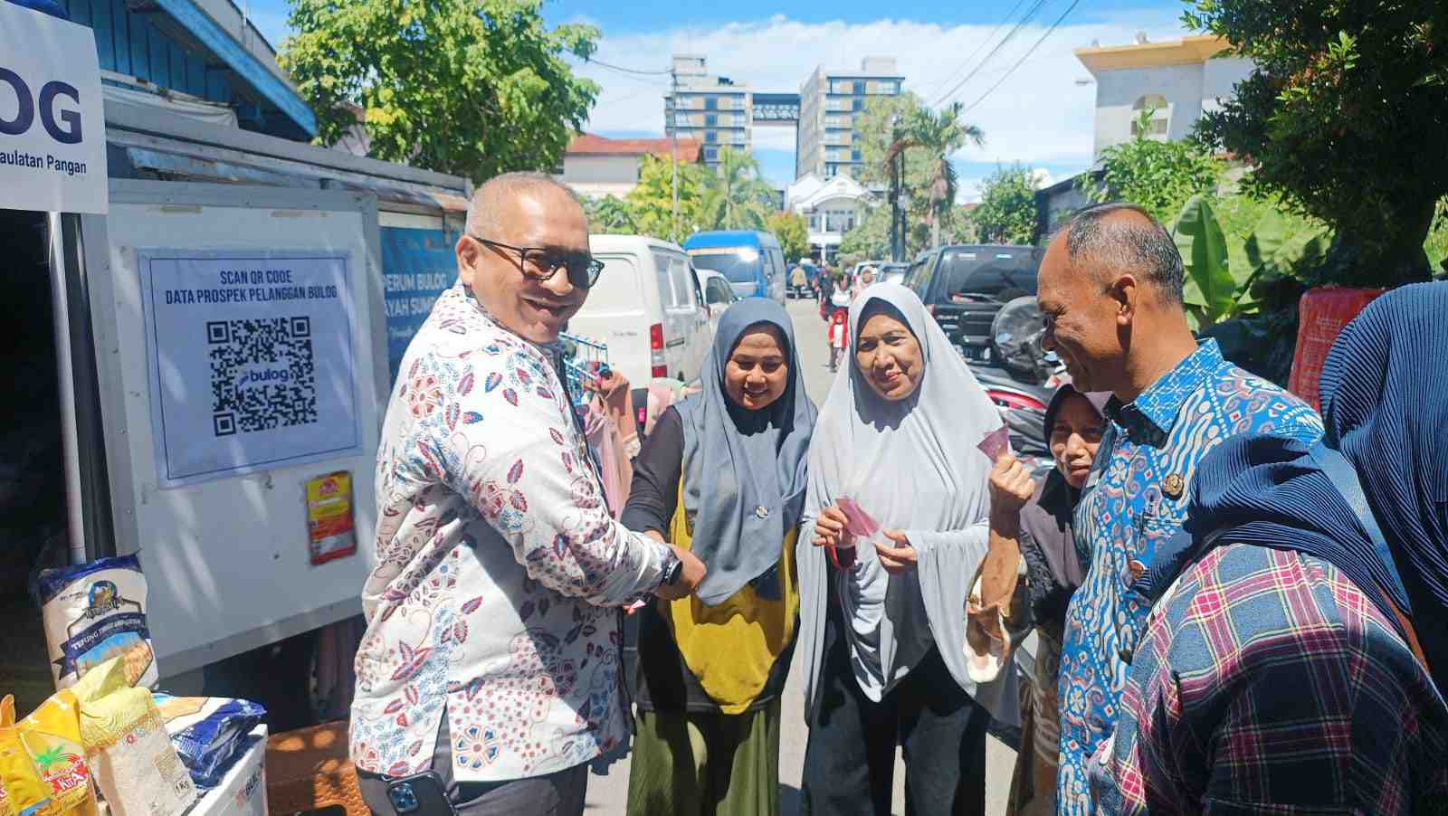 Pemkot Padang Gencar Gelar Pasar Murah untuk Tekan Inflasi