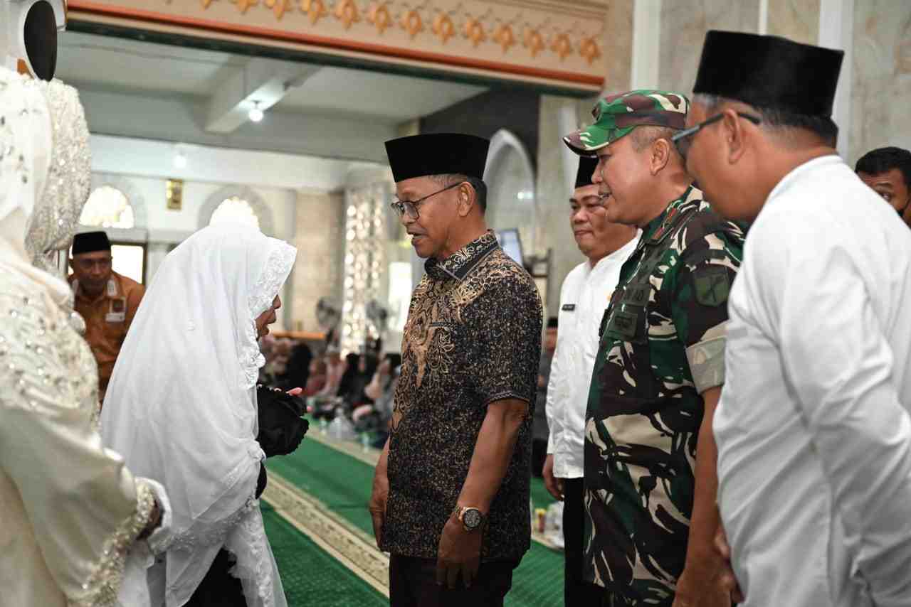 Gubernur Sulawesi Tengah Terima Jemaah Haji Kloter 11 di Kabupaten Banggai