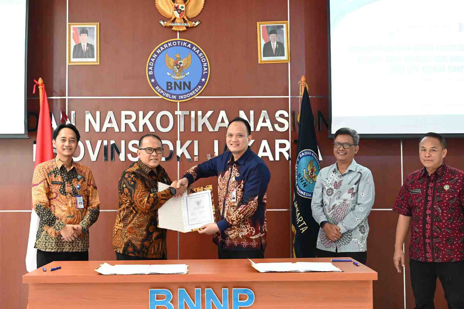 KPK Hibahkan Aset Sitaan Korupsi Senilai Rp9,6 Miliar kepada BNN DKI Jakarta