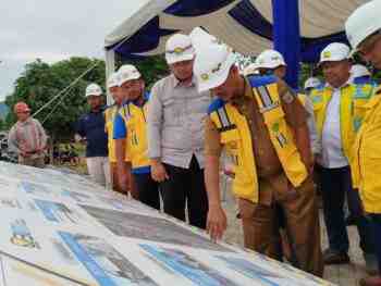 Pj Wali Kota Banda Aceh Tinjau Proyek Bendung Karet Krueng Aceh