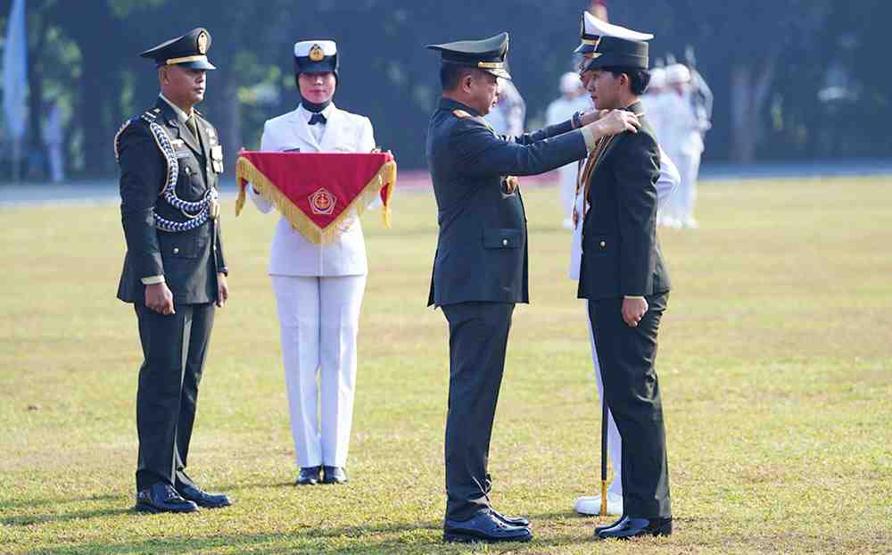 Lantik 350 Perwira TNI 2024: Panglima Tekankan Pentingnya Sapta Marga dan Teknologi