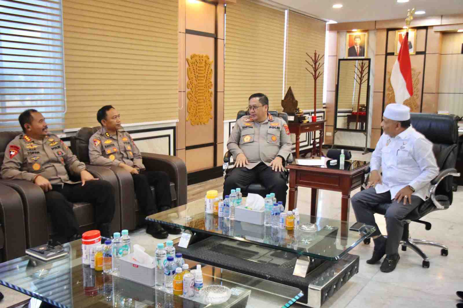 Kapolda Aceh bersama Ketua KONI Bahas Kesiapan Perhelatan PON 2024
