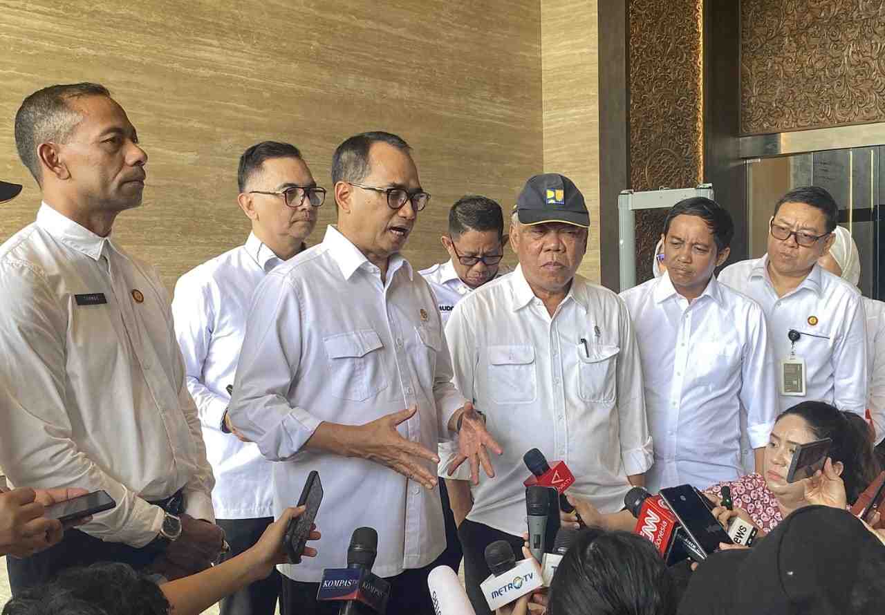 Pertemuan Perdana di Kantor Baru: Jokowi dan Menteri Basuki Bahas Kemajuan IKN