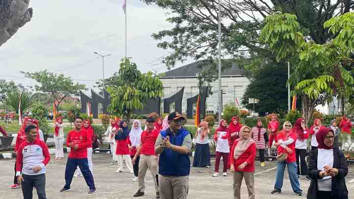 HUT ke-79 RI: Pemkot Padang Pererat Keakraban ASN dengan Lomba dan Cek Kesehatan