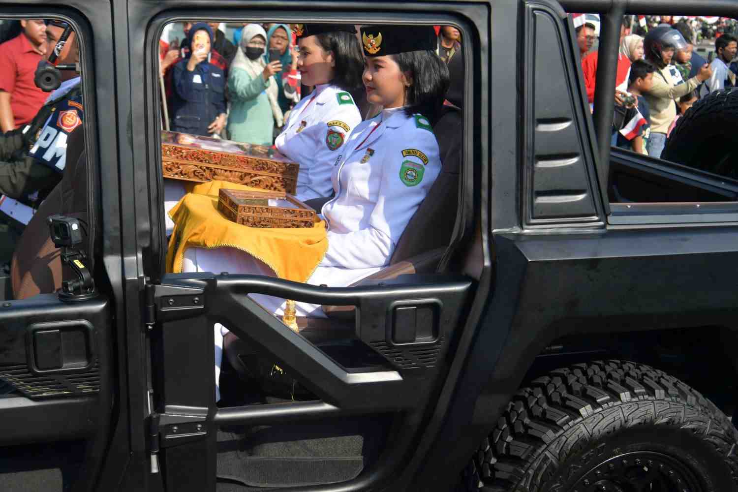 [SIARAN PERS] Kirab Bendera Merah Putih Menuju IKN, Momen Bersejarah di HUT ke-79 RI