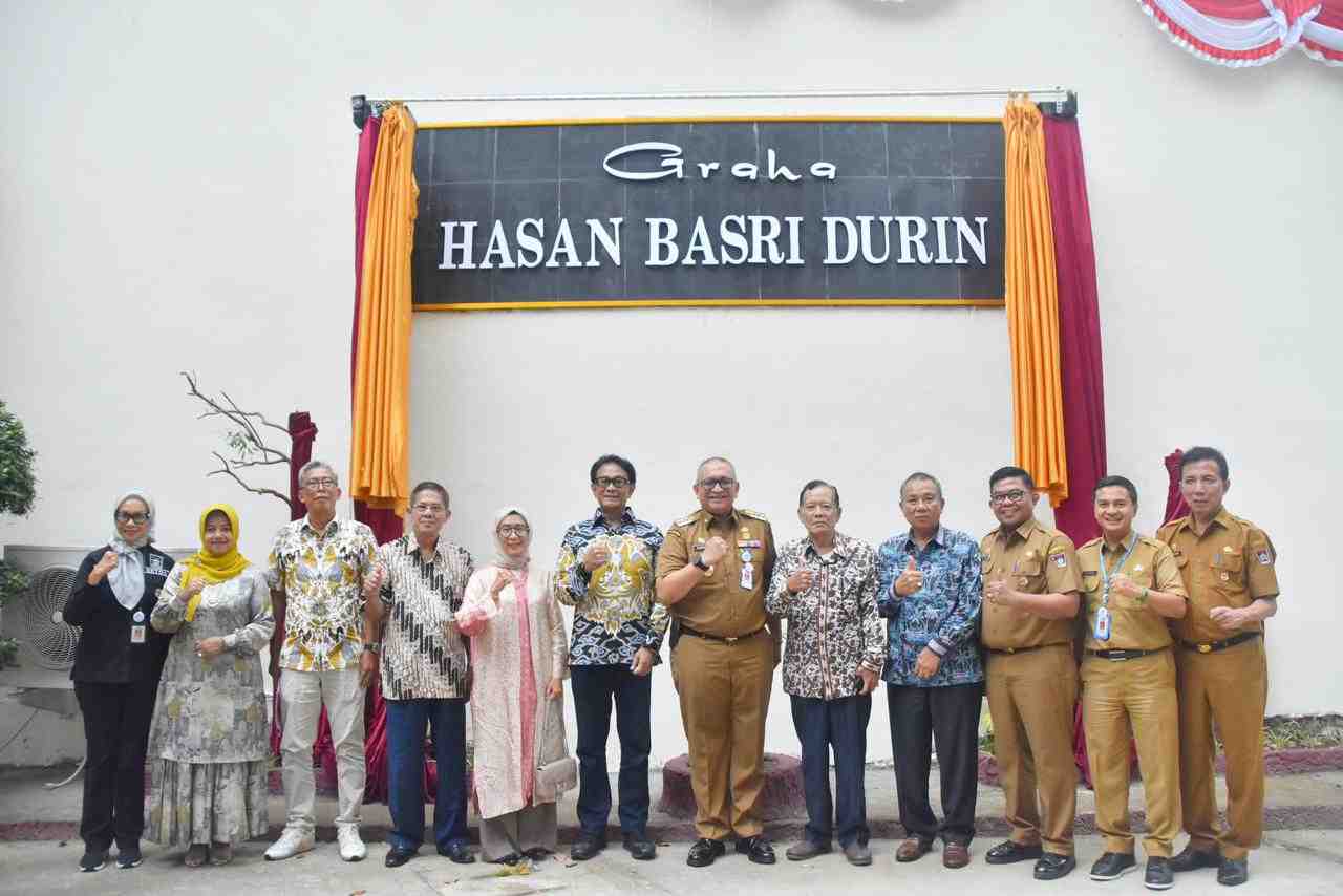 Nama Hasan Basri Durin Diabadikan di Graha Bapenda Kota Padang