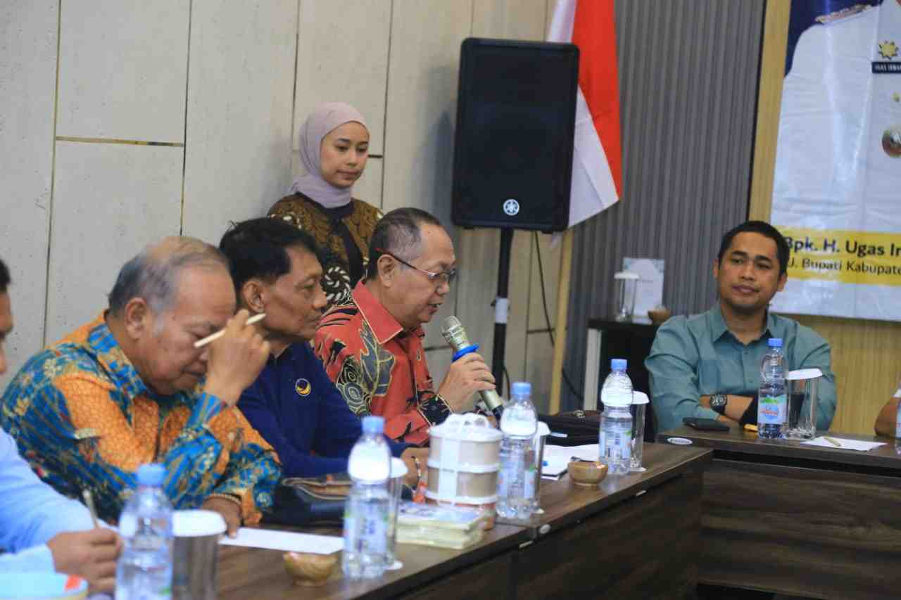 Kobarkan Semangat 45, para Lansia Adu Senam