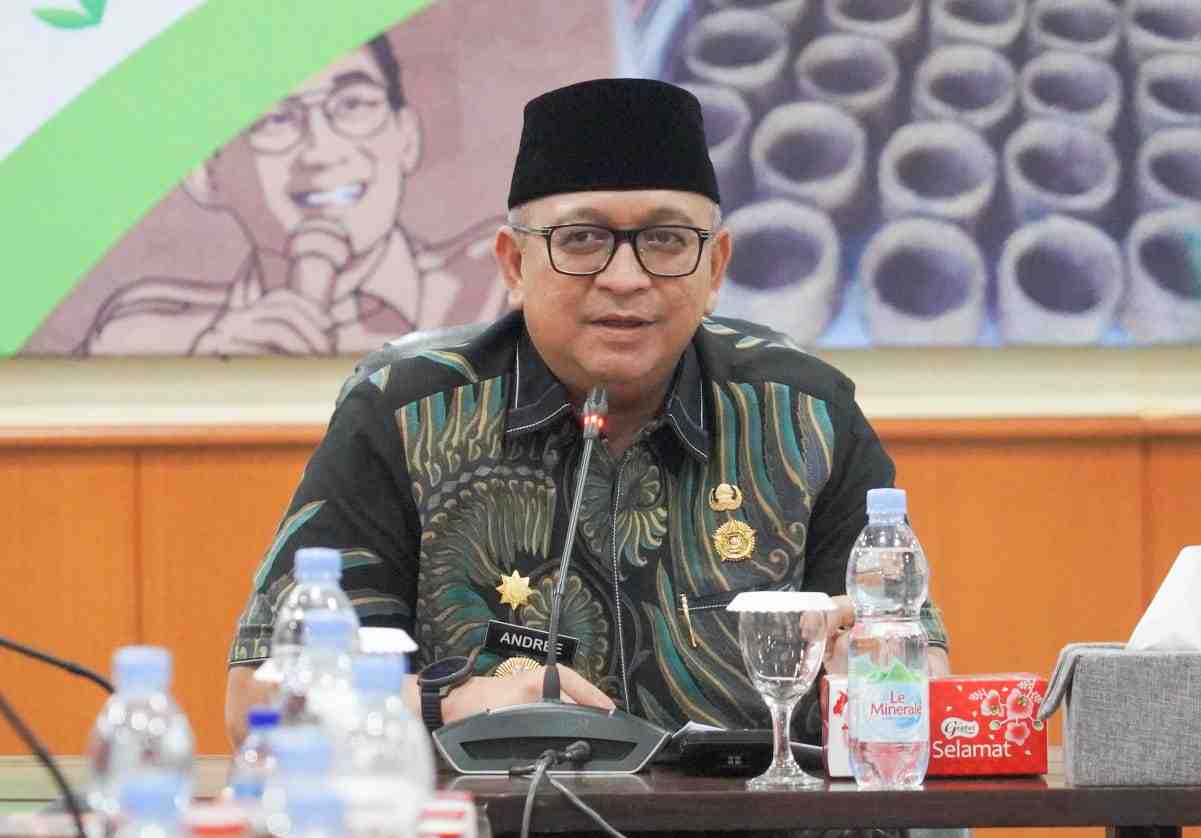 Pj Wali Kota Padang: Jangan Pernah Coba-Coba Judi Online, Itu Merusak!