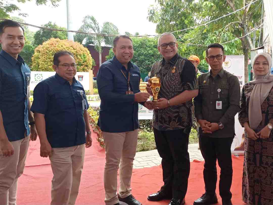  Terima UHC Award, Bukti Komitmen Pemkot Padang dalam Layanan Kesehatan