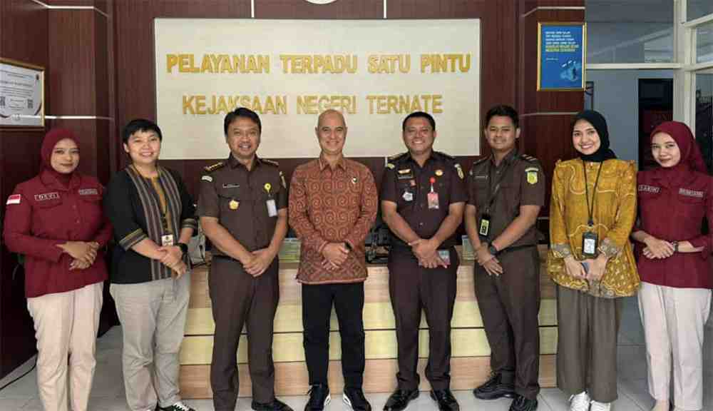 Kejari Ternate Terkendala Internet, Pertukaran Dokumen Masih Dilakukan Secara Fisik
