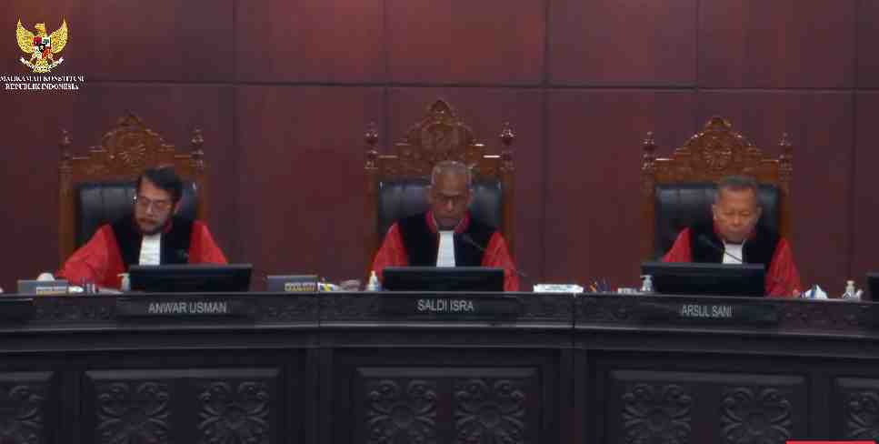 Mahkamah Konstitusi Sidangkan Uji Materiil Terkait Batas Usia Calon Gubernur