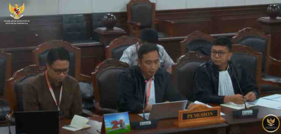MK Gelar Sidang Pendahuluan Uji UU Arbitrase