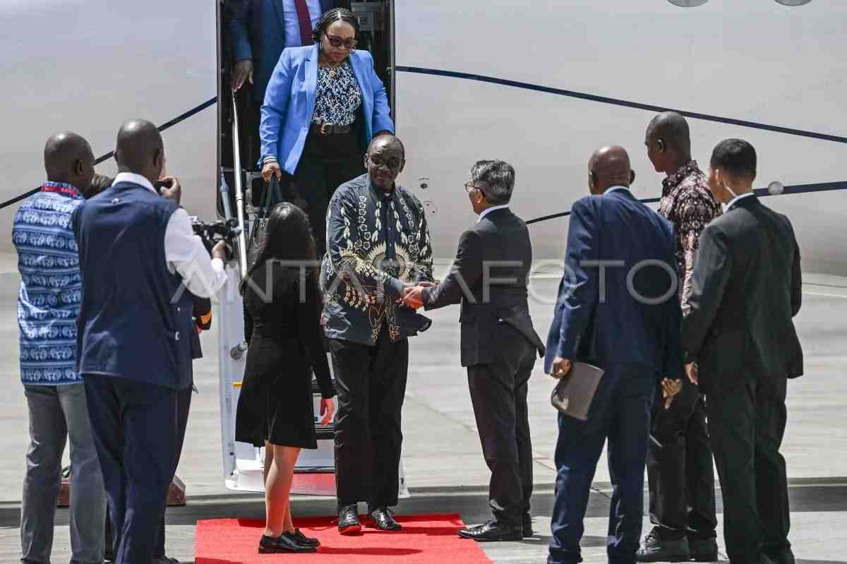 Berpartiipasi dalam HLF-MSP dan IAF 2024, Wapres Zimbabwe Tiba di Bali