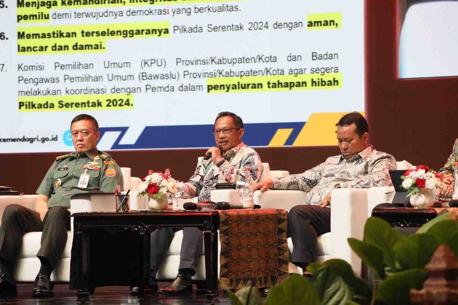 Pilkada Serentak 2024, Mendagri Ingatkan Visi dan Integritas KPU