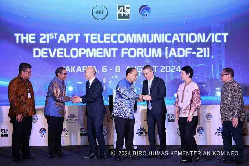 [SIARAN PERS] Menkominfo Dorong APT Tingkatkan Transformasi Digital Inklusif