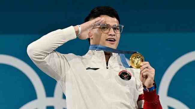 Lifter Muda Rizki Juniansyah Cetak Sejarah di Olimpiade Paris 2024 Raih Emas Angkat Besi