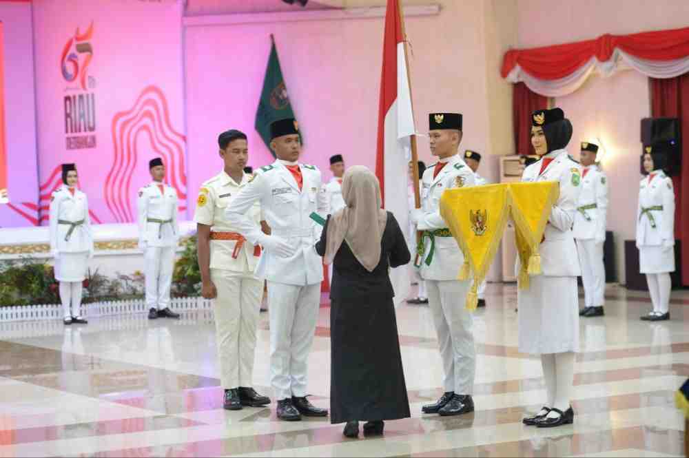 Pengukuhan Paskibraka Riau 2024: Persiapan Penuh Khidmat HUT ke-79 RI