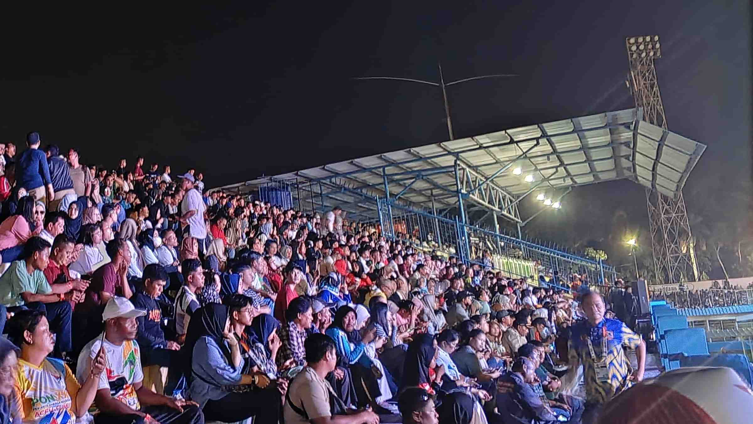 Antusiasme Warga Sumut Meriahkan Opening Ceremony PON XXI 2024 di Stadion Baharuddin Siregar