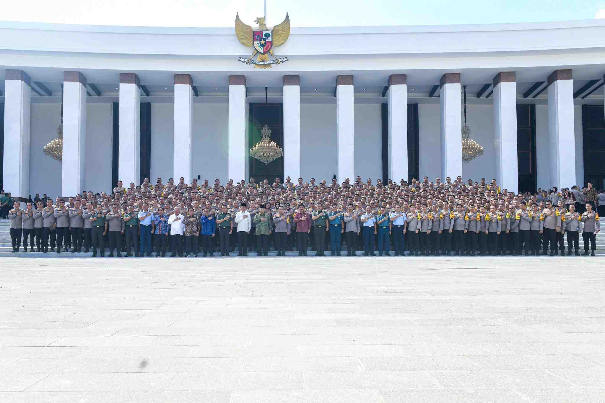 Presiden Jokowi Ajak TNI-Polri Bawa Semangat Transformasi IKN ke Daerah Masing-Masing