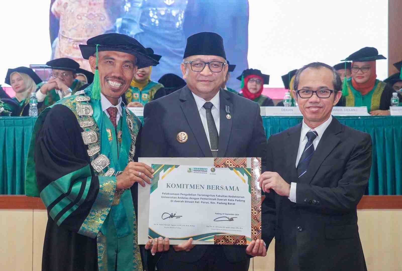 Apresiasi Pj Wali Kota Padang: FK UNAND Harus Cetak Dokter Berkualitas