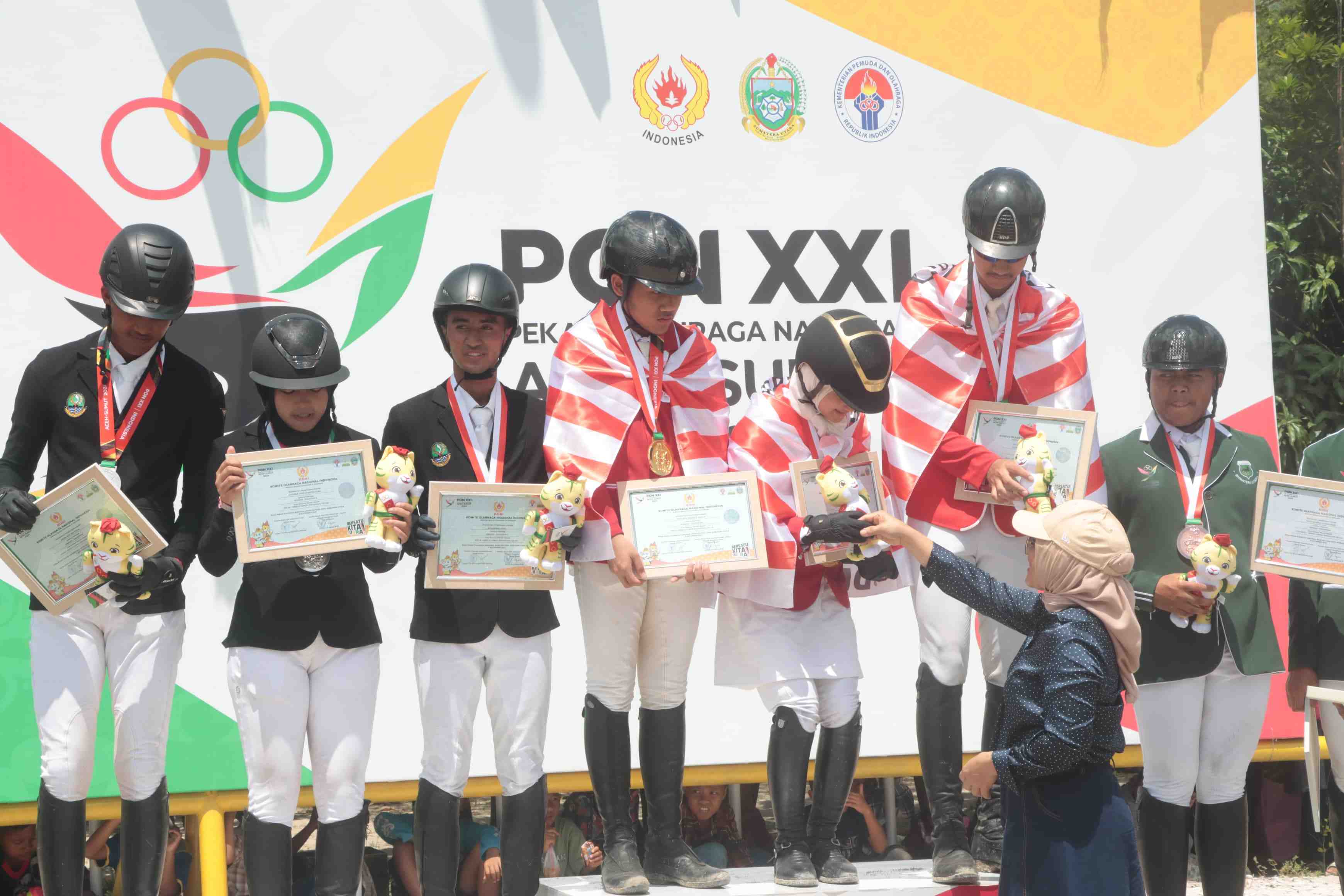 PON XXI Aceh-Sumut 2024: Sergai Jadi Saksi Kemenangan Atlet Berkuda Nasional