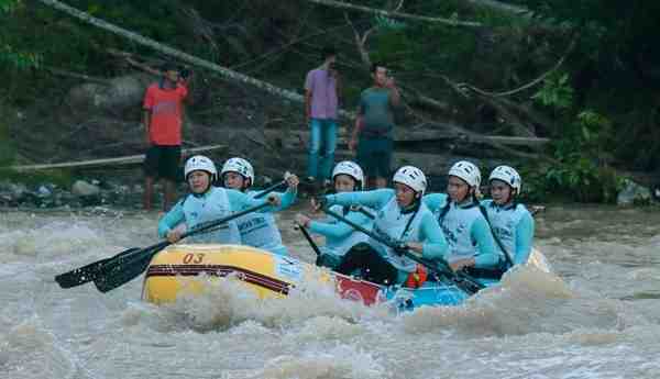 DIY Beri Kejutan dalam Arung Jeram PON XXI